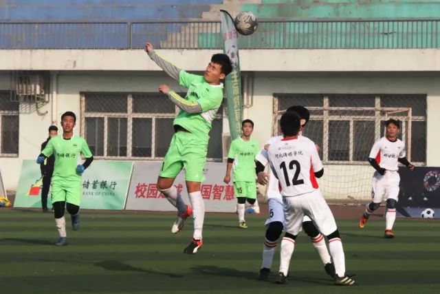 阿森纳2比0战胜巴黎 哈弗茨头槌破门当选队内最佳